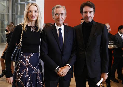 louis vuitton arnaud|bernard arnault business list.